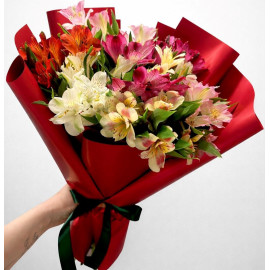 Арт. 0707. Альстромерия 11шт, современное оформление Арт. 0707. Альстромерия 11шт, современное оформление